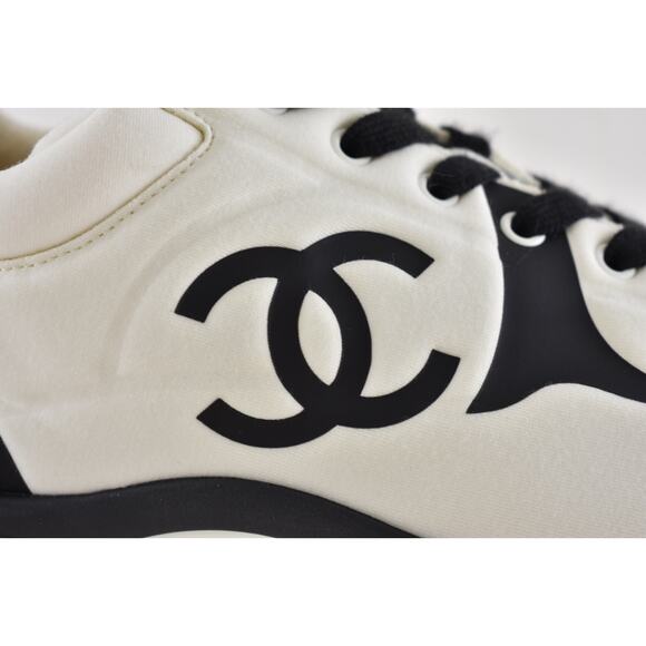 Chanel 20C Men White Black Neoprene CC Logo Low Top Runner Trainer Sneaker 44 11 - Picture 4 of 12